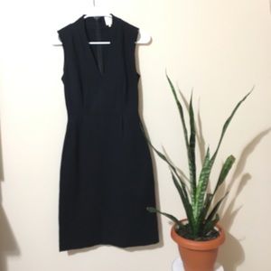 0197 Kate spade black v neck pleated dress sz 0